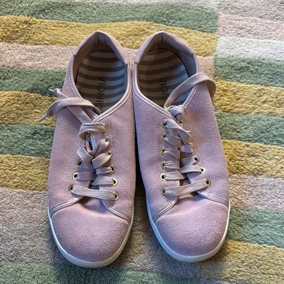Vionic Shoes - Bionic Women's Pink Sneakers size 8.5